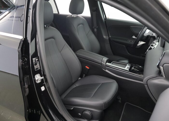 Mercedes-Benz A-Klasse 250 e Business Line