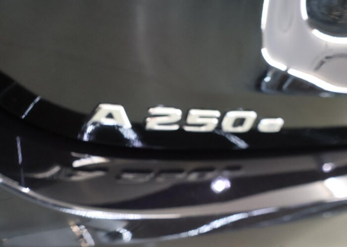 Mercedes-Benz A-Klasse 250 e Business Line