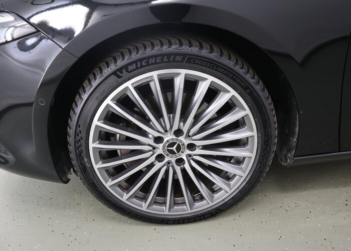 Mercedes-Benz A-Klasse 250 e Business Line