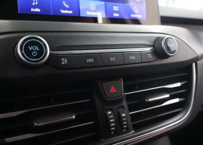 Ford FOCUS Wagon 1.0 EcoBoost Hybrid Titanium X Business