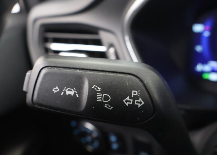 Ford FOCUS Wagon 1.0 EcoBoost Hybrid Titanium X Business