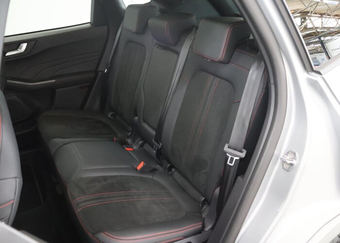 Ford Kuga 2.5 PHEV ST-Line X Black Pack