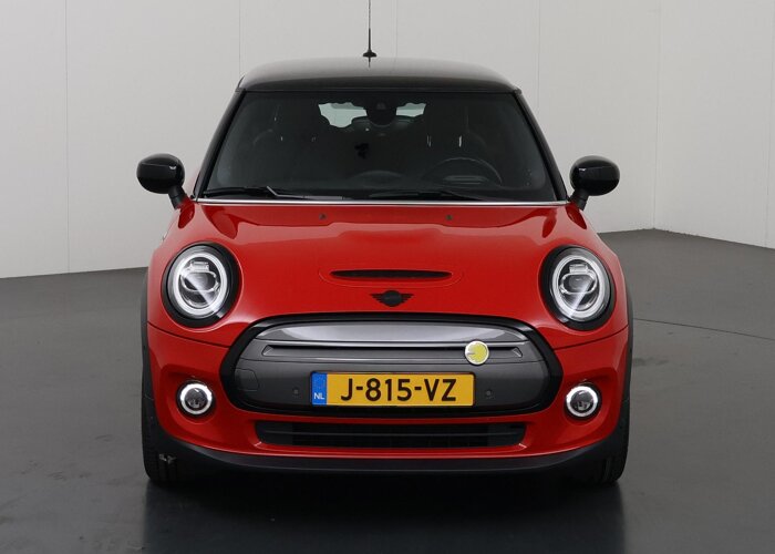 MINI Electric Charged 33 kWh