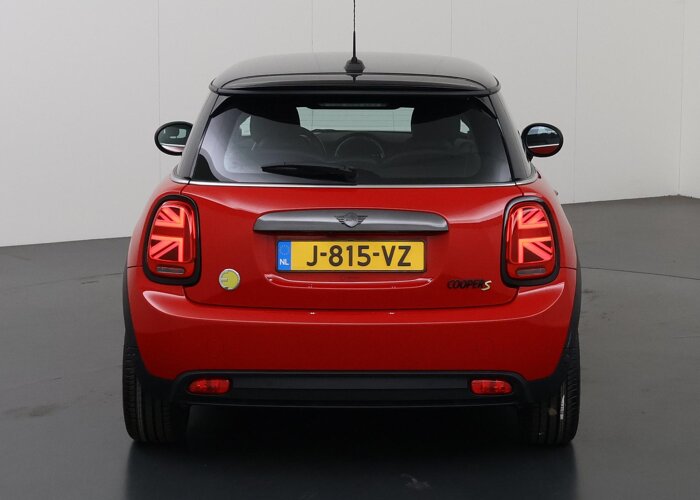 MINI Electric Charged 33 kWh