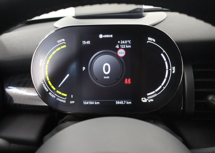 MINI Electric Charged 33 kWh