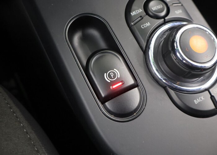MINI Electric Charged 33 kWh