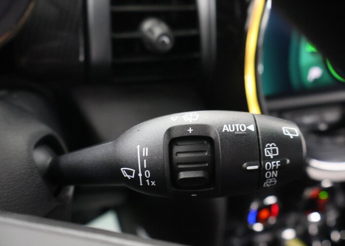 MINI Electric Charged 33 kWh