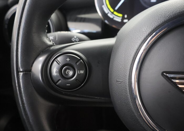 MINI Electric Charged 33 kWh