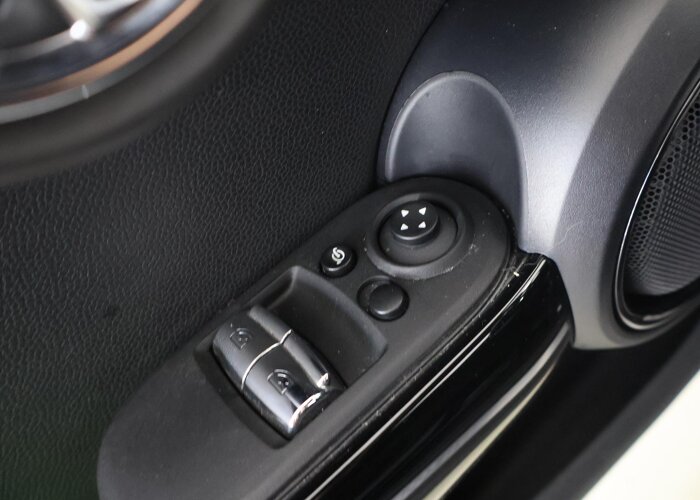 MINI Electric Charged 33 kWh