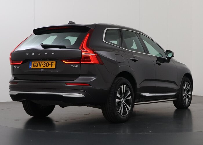 Volvo XC60 2.0 T6 Plug-in hybrid AWD Essential Bright