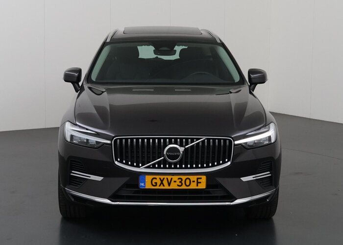 Volvo XC60 2.0 T6 Plug-in hybrid AWD Essential Bright