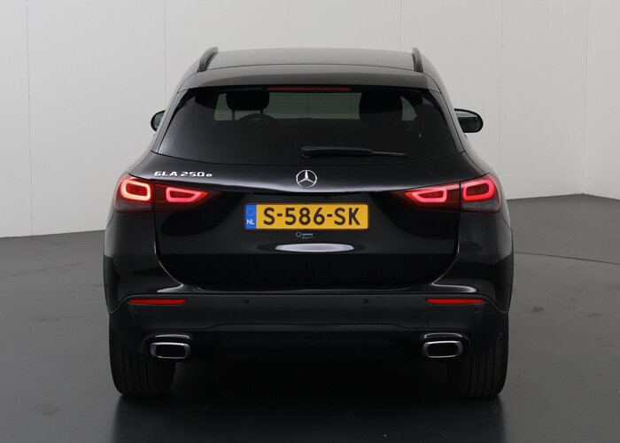 Mercedes-Benz GLA 250 e Business Line