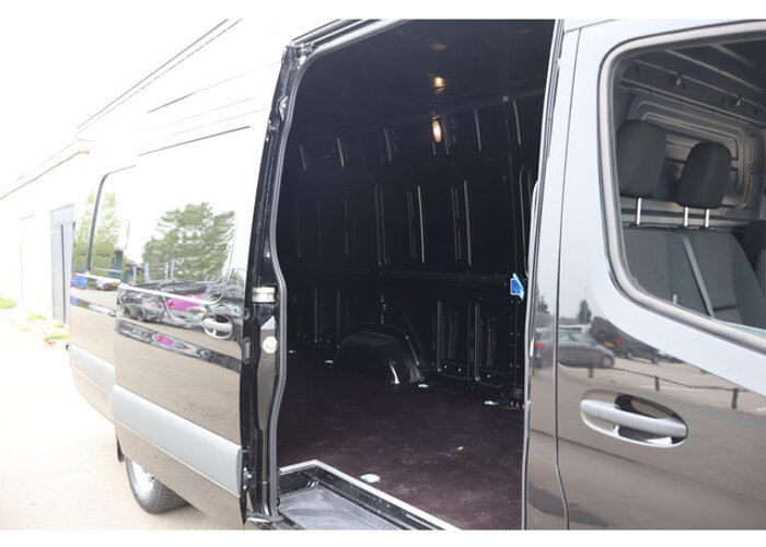 Mercedes-Benz Sprinter 317 CDI L4 H2 Pro