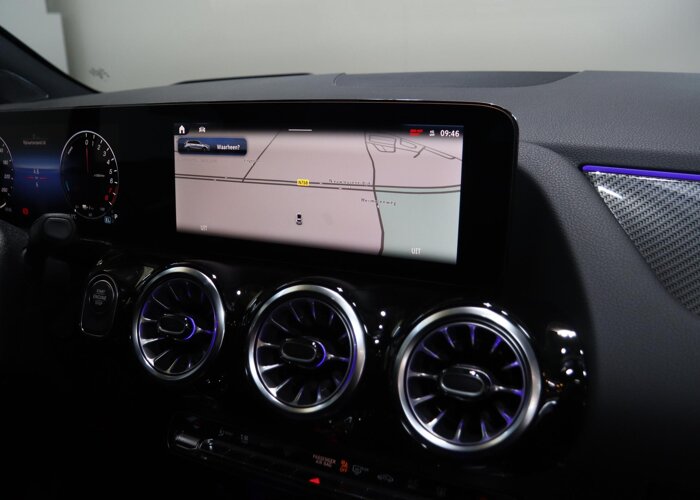Mercedes-Benz B-Klasse 250e Business Solution AMG