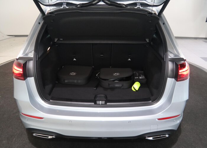 Mercedes-Benz B-Klasse 250e Business Solution AMG