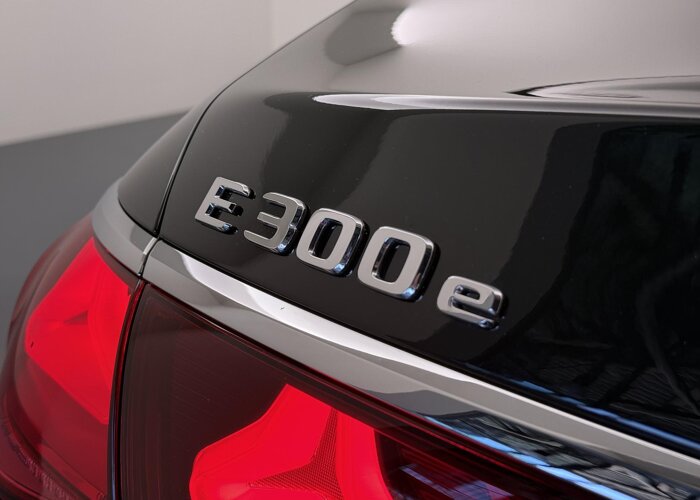 Mercedes-Benz E-Klasse 300e Sport Edition
