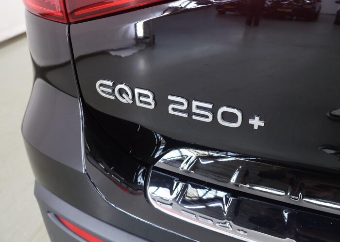 Mercedes-Benz EQB 250+ AMG Line 71 kWh