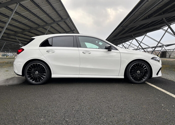 Mercedes-Benz A-Klasse 180 Star Edition AMG Line