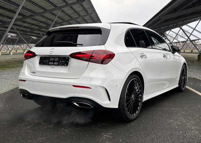 Mercedes-Benz A-Klasse 180 Star Edition AMG Line