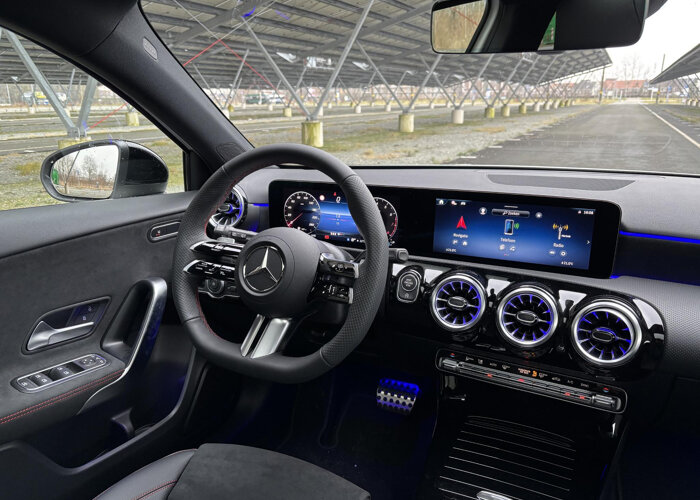 Mercedes-Benz A-Klasse 180 Star Edition AMG Line