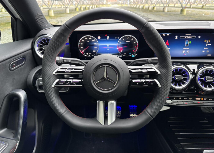 Mercedes-Benz A-Klasse 180 Star Edition AMG Line