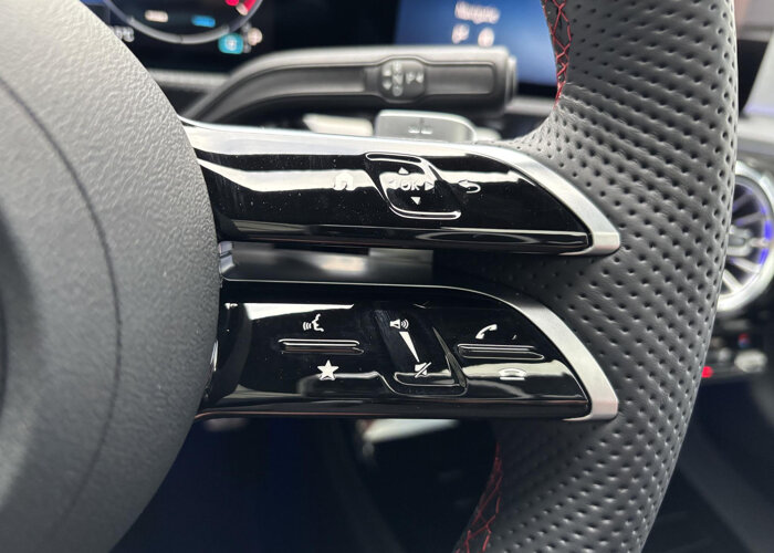 Mercedes-Benz A-Klasse 180 Star Edition AMG Line