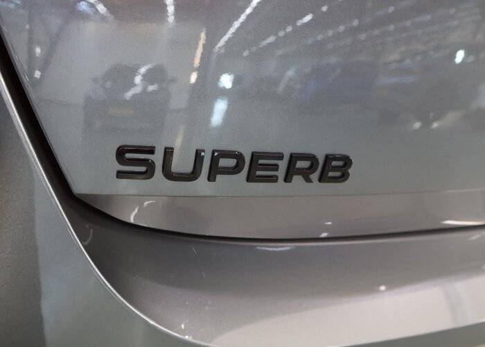Škoda Superb 1.5 TSI PHEV Sportline Business