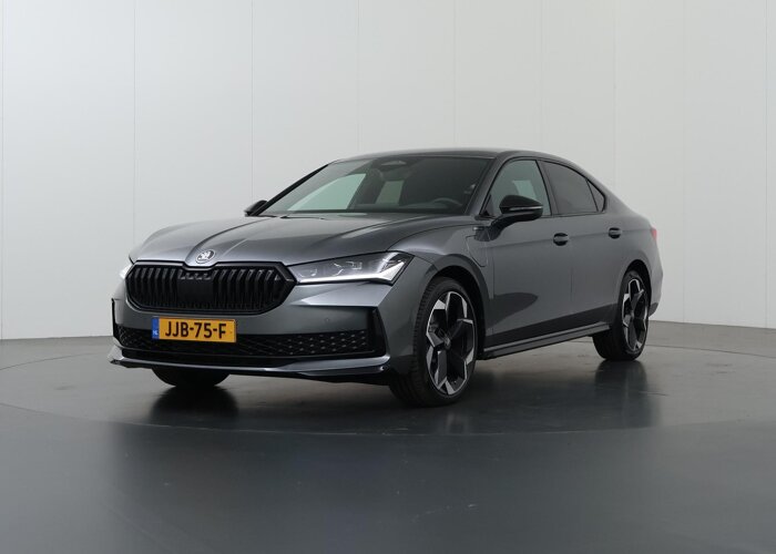 Škoda Superb 1.5 TSI PHEV Sportline Business