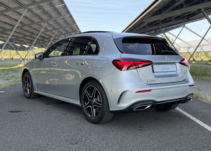 Mercedes-Benz A-Klasse 250e Business Solution AMG