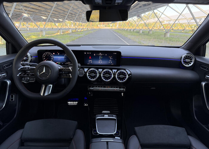 Mercedes-Benz A-Klasse 250e Business Solution AMG