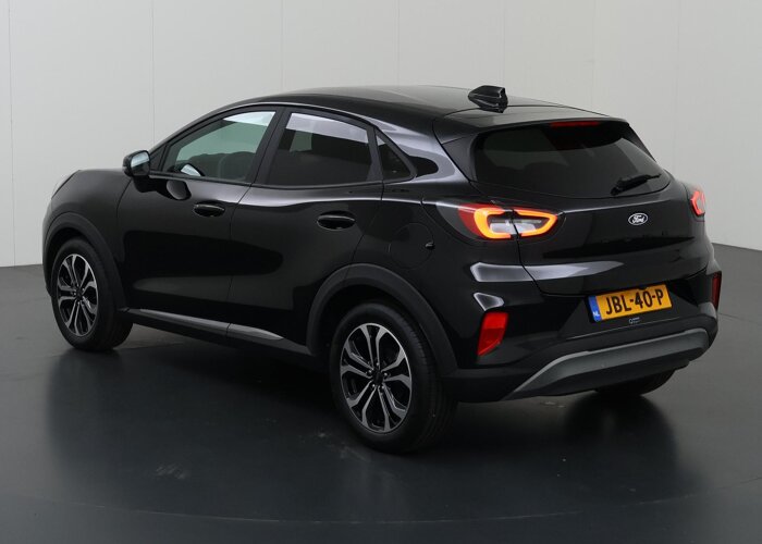 Ford Puma 1.0 EcoBoost Hybrid Titanium