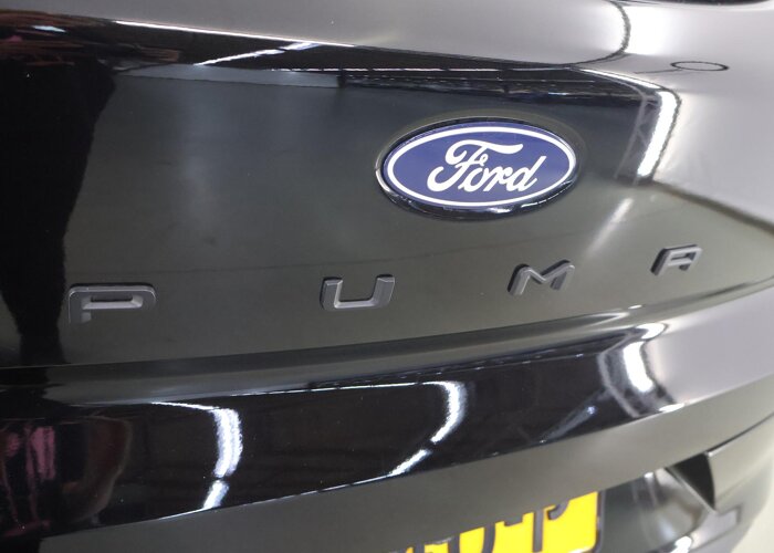 Ford Puma 1.0 EcoBoost Hybrid Titanium