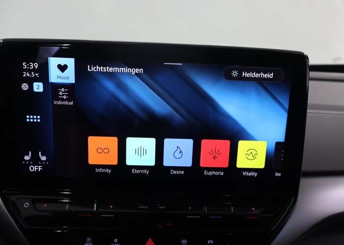 Volkswagen ID.5 Pro 77 kWh
