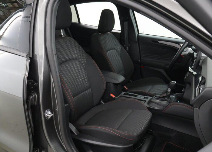 Ford Focus 1.0 EcoBoost Hybrid ST Line X