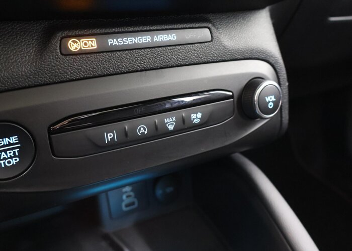 Ford Focus 1.0 EcoBoost Hybrid ST Line X