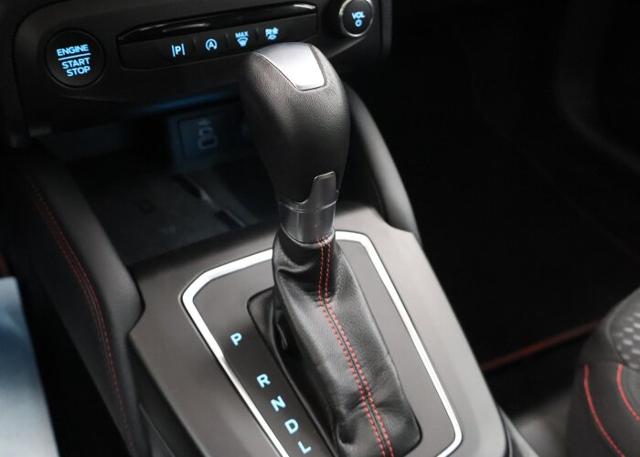 Ford Focus 1.0 EcoBoost Hybrid ST Line X