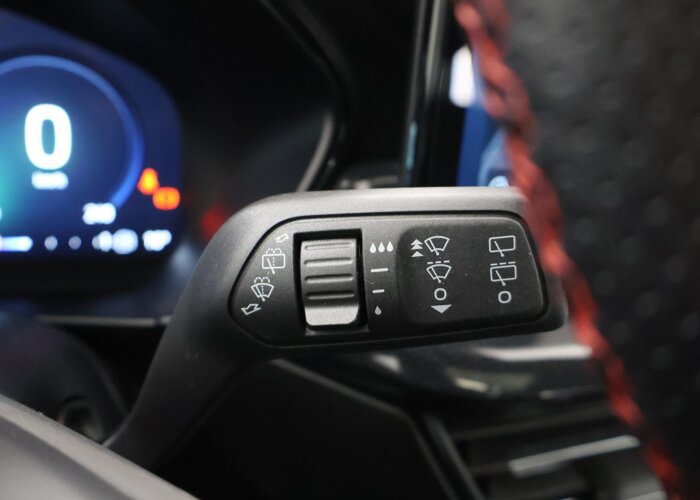 Ford Focus 1.0 EcoBoost Hybrid ST Line X