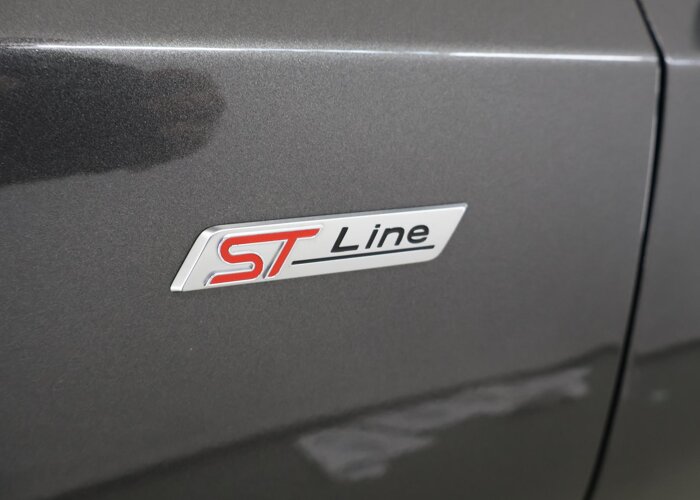 Ford Focus 1.0 EcoBoost Hybrid ST Line X