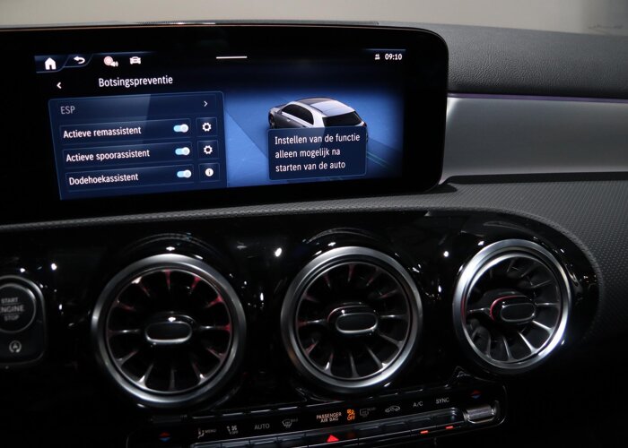 Mercedes-Benz A-Klasse 180 Business Solution AMG