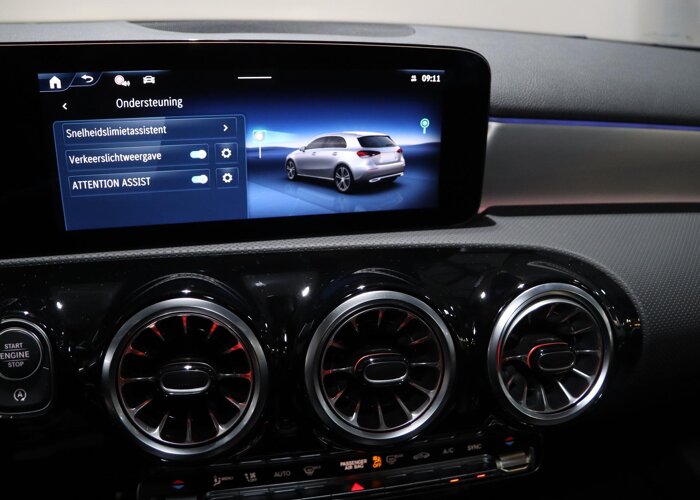 Mercedes-Benz A-Klasse 180 Business Solution AMG