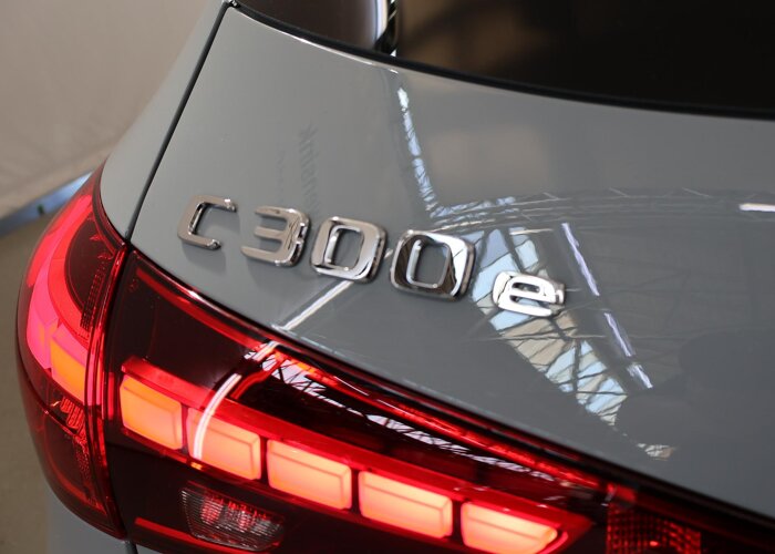 Mercedes-Benz C-Klasse Estate 300e Business Solution AMG