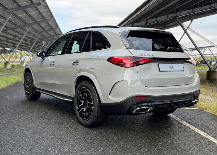 Mercedes-Benz GLC 300e 4MATIC Business Solution AMG