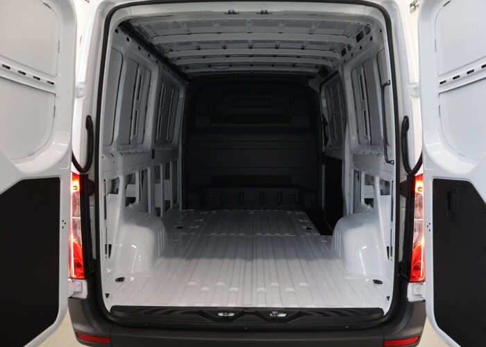 Mercedes-Benz Sprinter 315 CDI | L2 H1 | RWD | PRO