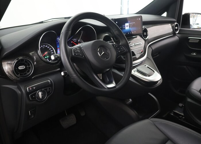 Mercedes-Benz EQV 300 L2 | 7-ZITS | BUSINESS SOLUTION LIMITED