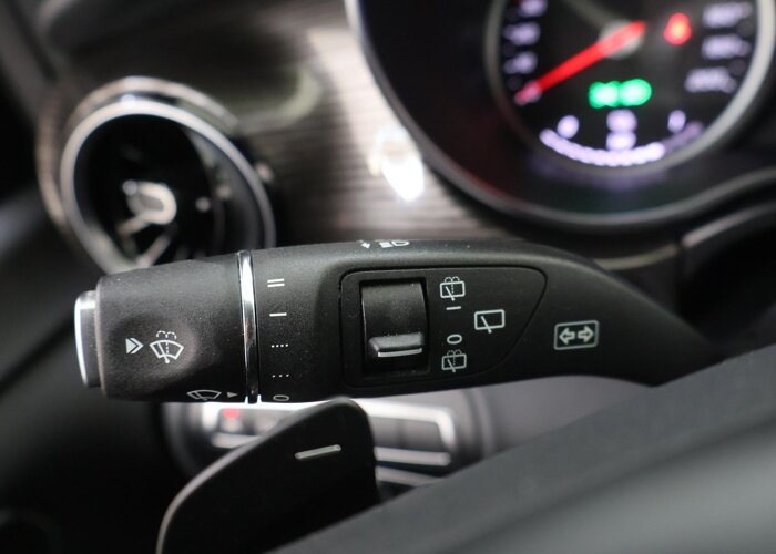 Mercedes-Benz EQV 300 L2 | 7-ZITS | BUSINESS SOLUTION LIMITED
