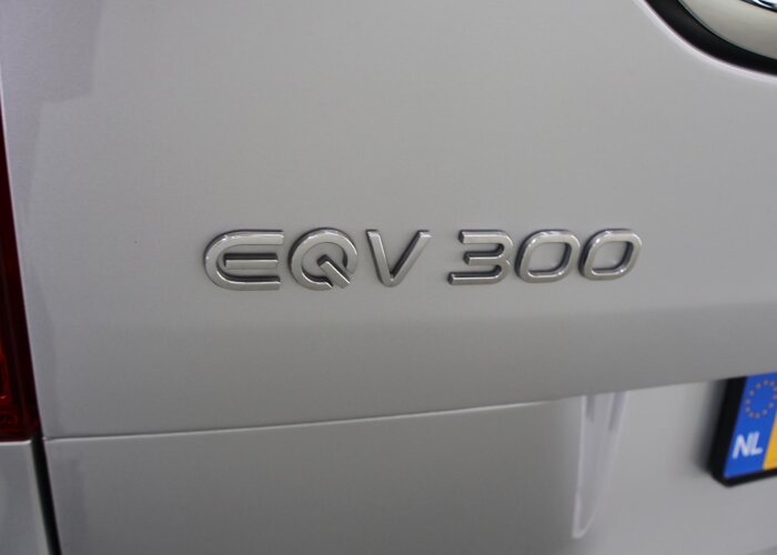 Mercedes-Benz EQV 300 L2 | 7-ZITS | BUSINESS SOLUTION LIMITED