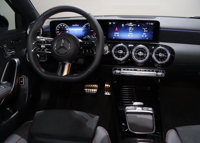 Mercedes-Benz A-Klasse 250e Business Solution AMG
