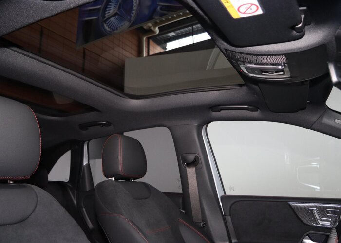 Mercedes-Benz B-Klasse 250e Business Solution AMG