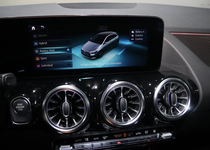 Mercedes-Benz B-Klasse 250e Business Solution AMG