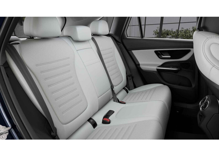 Mercedes-Benz GLC 300e 4MATIC AMG Line